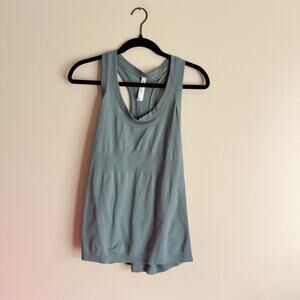 Athleta Sage Green Momentum Sleeveless Racerback Seamless Tank Top XL Workout